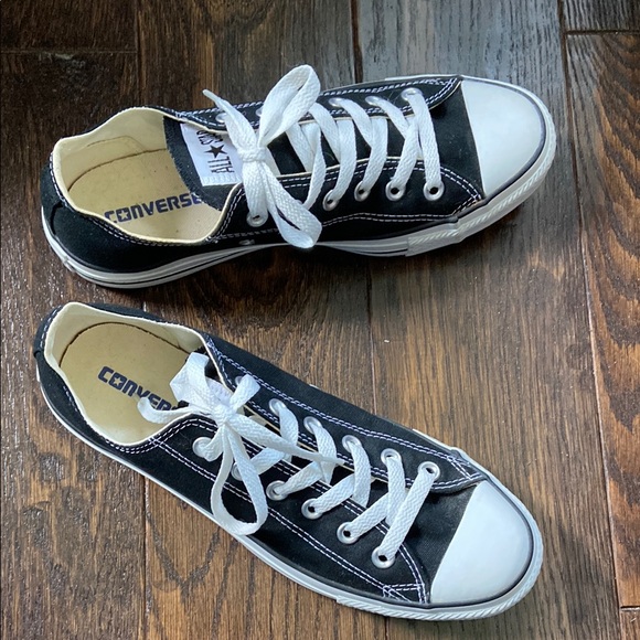 Converse All Star Low Sneakers Black and White Chuck's Taylor Shoes - Picture 3 of 5
